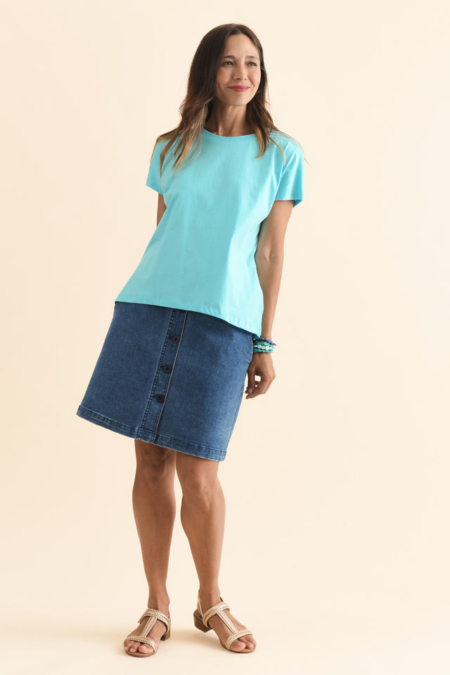 alt text|model:Cara image 7