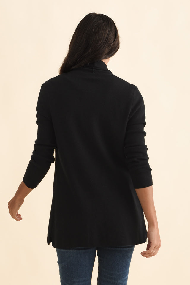 alt text|model:Brontie image 4