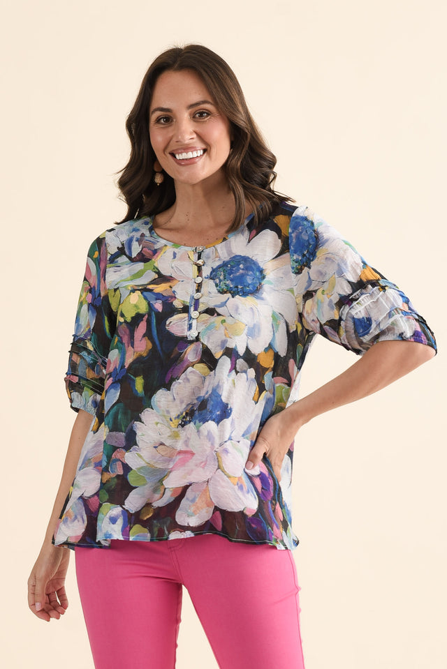 Acacia Blue Floral Button Top,brunette model,Front of Outfit,alt text|model:MJ image 1