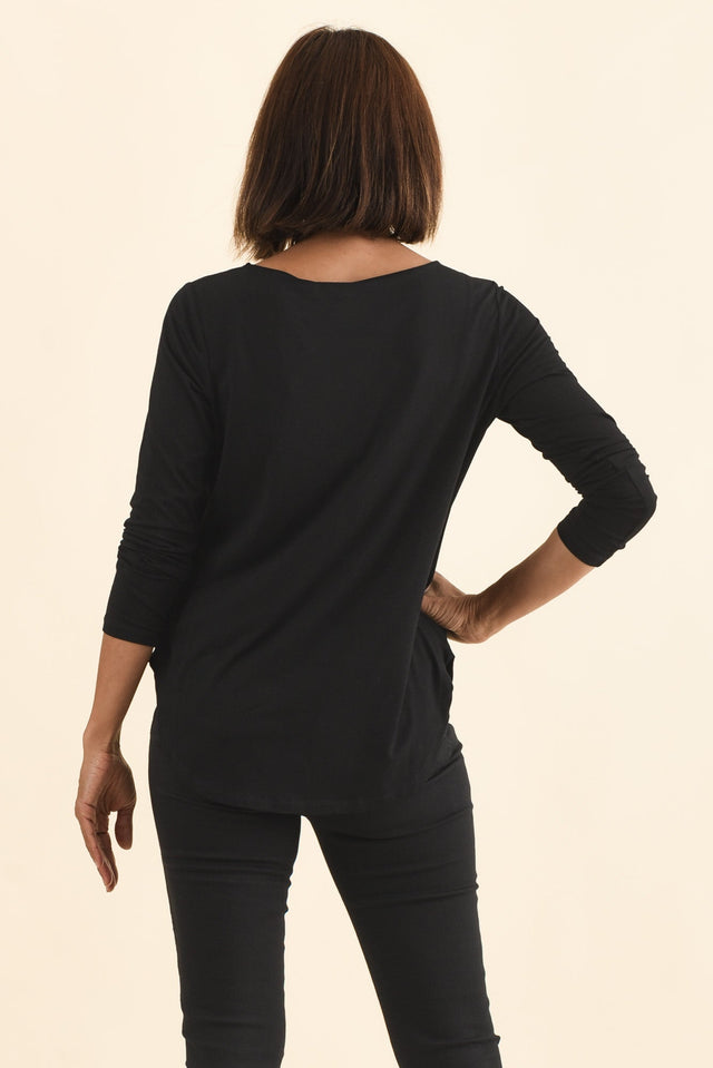 Adele Black Long Sleeve Bamboo Tee,Brunette model,alt text|model:Cara image 7
