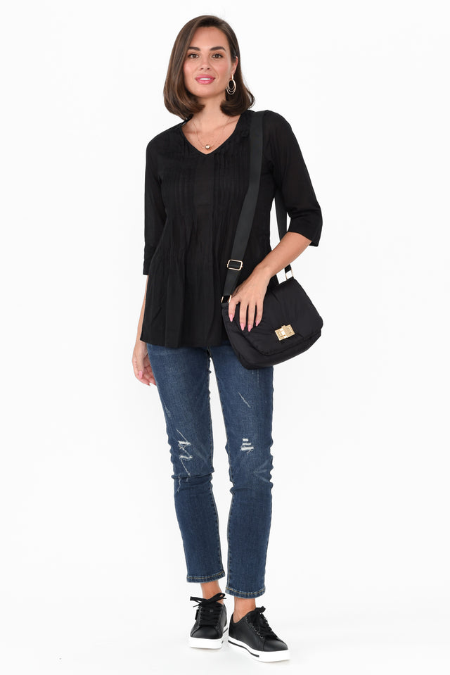 alt text|model:MJ image 4