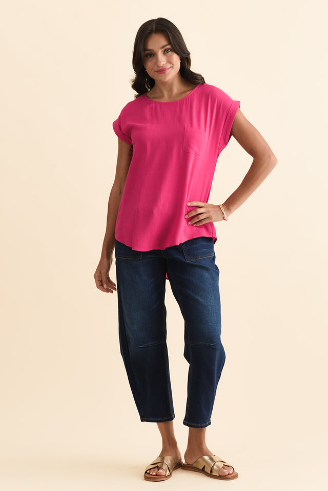 alt text|model:Brontie image 3