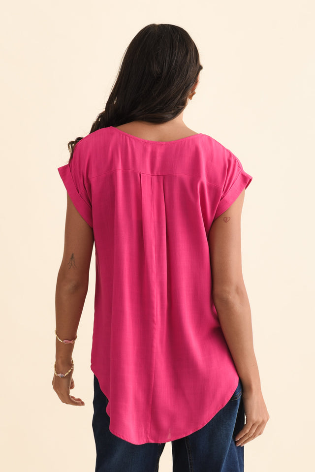 alt text|model:Brontie image 5