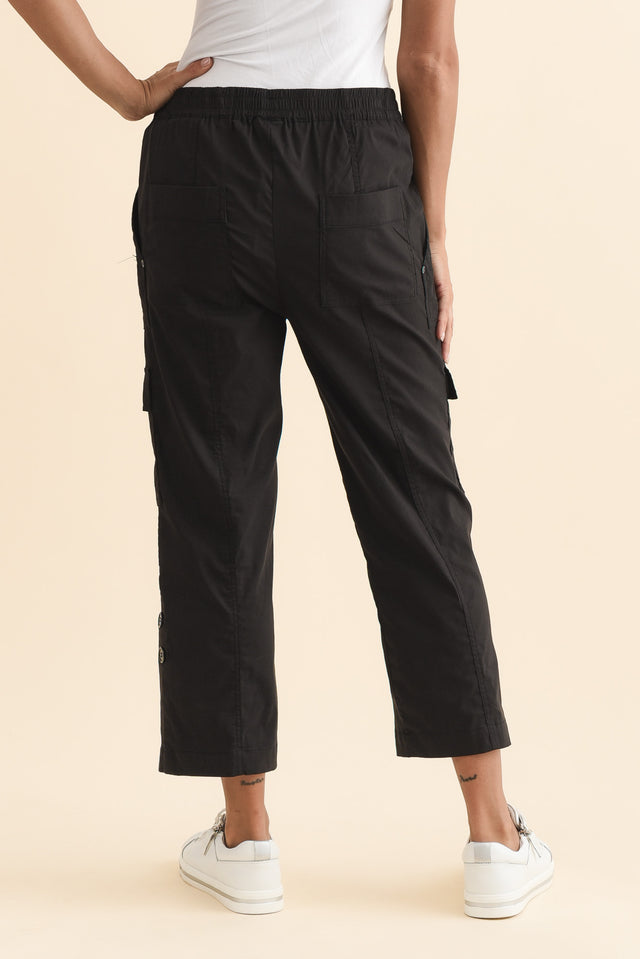 Air-Lite Black Stretch Cargo Pants,Brunette model,alt text|model:Brontie image 6