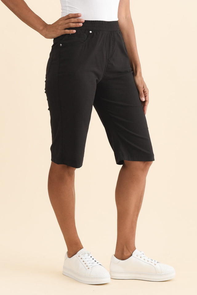 alt text|model:Cara image 4