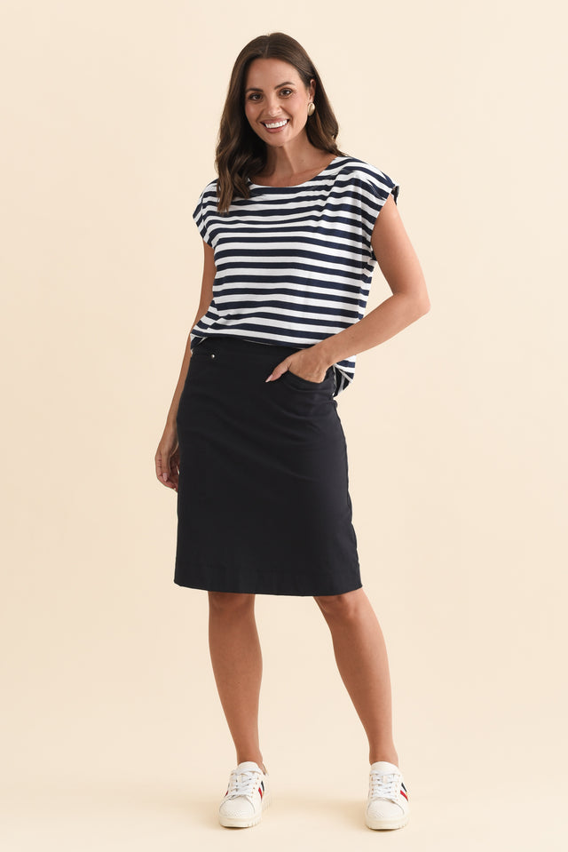 alt text|model:MJ image 7