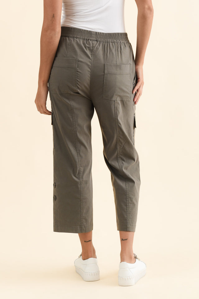 Air-Lite Olive Stretch Cargo Pants,Back,Brunette model,alt text|model:Brontie image 5