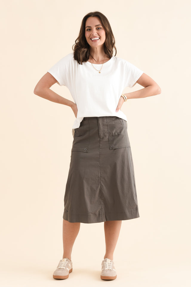 Air-Lite Olive Stretch Cargo Skirt,Full Body,Brunette model,alt text|model:MJ image 6