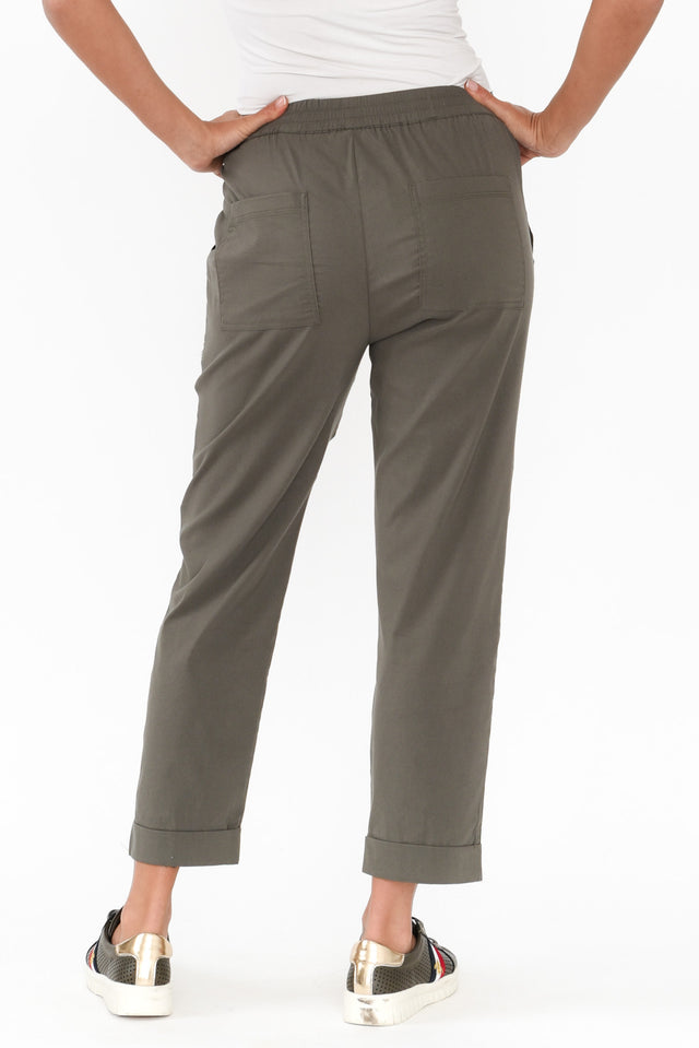 alt text|model:Brontie image 4