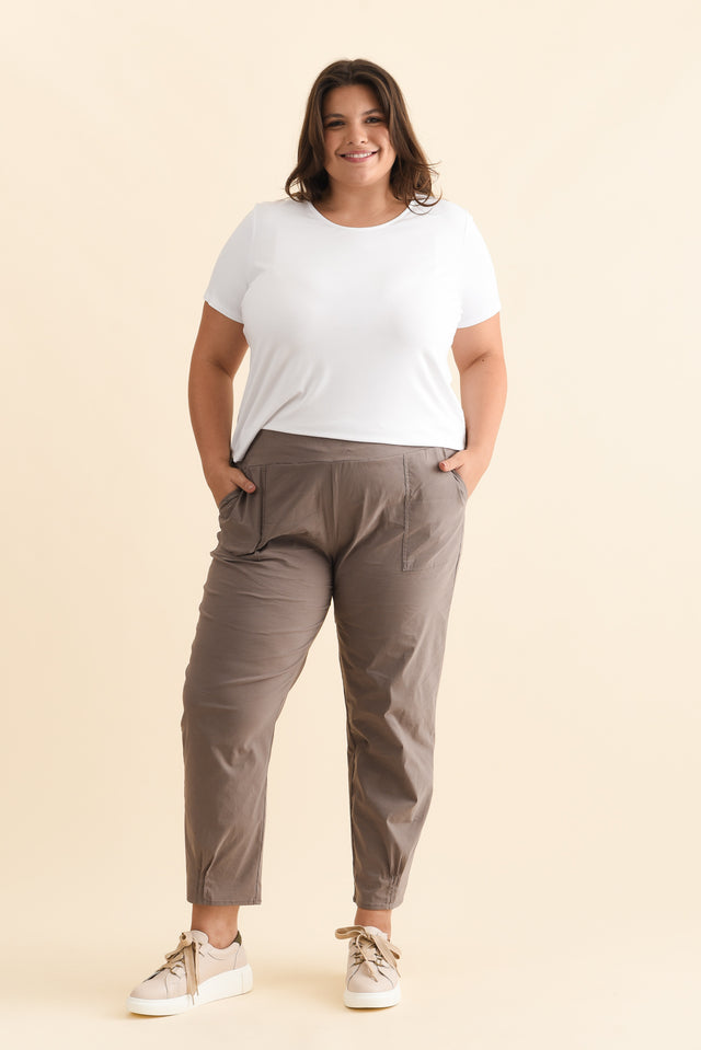 alt text|model:Gabby image 10