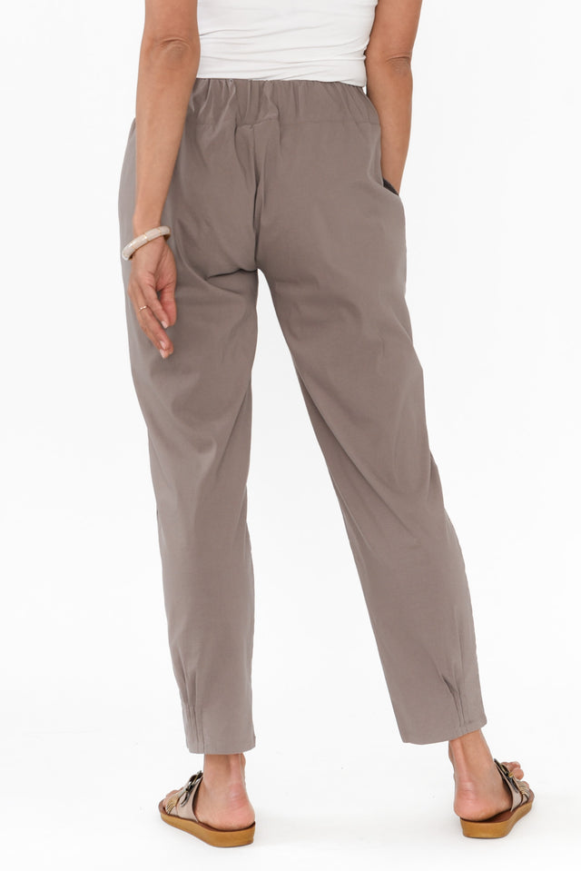 alt text|model:Cara image 6