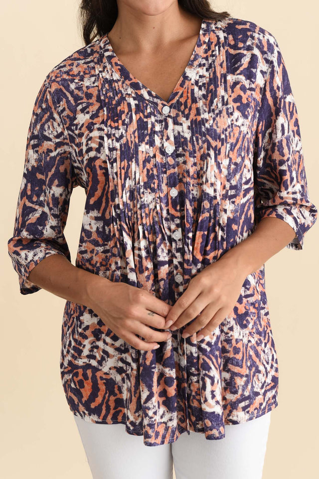 alt text|model:Brontie image 6