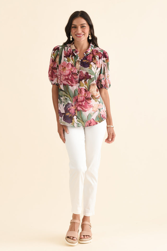 Alexandra Pink Floral Button Top,Full Body,Brunette model,alt text|model:Brontie image 6