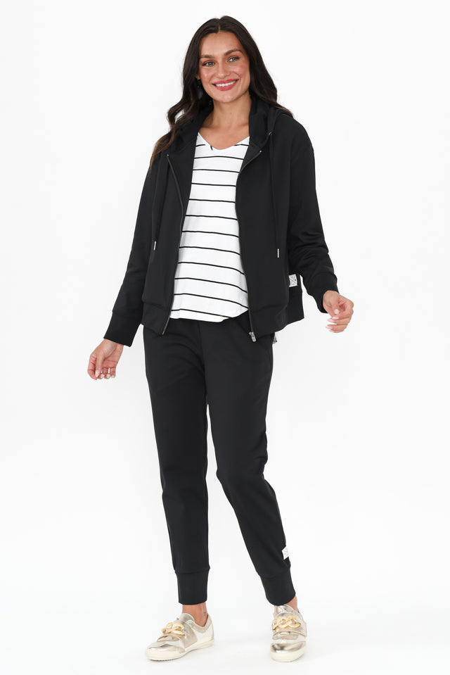 alt text|model:Brontie image 7