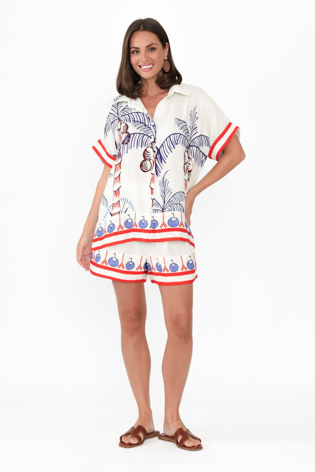 Raye Cream Island Relaxed Shorts,Brunette model,alt text|model:MJ image 8