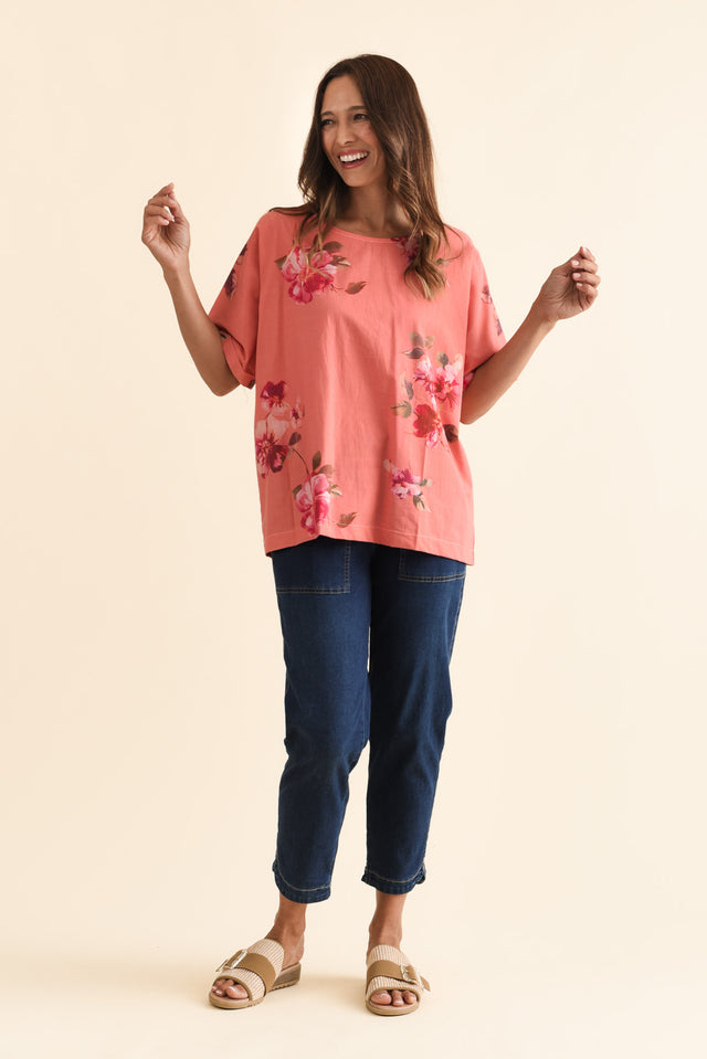 alt text|model:Cara image 6