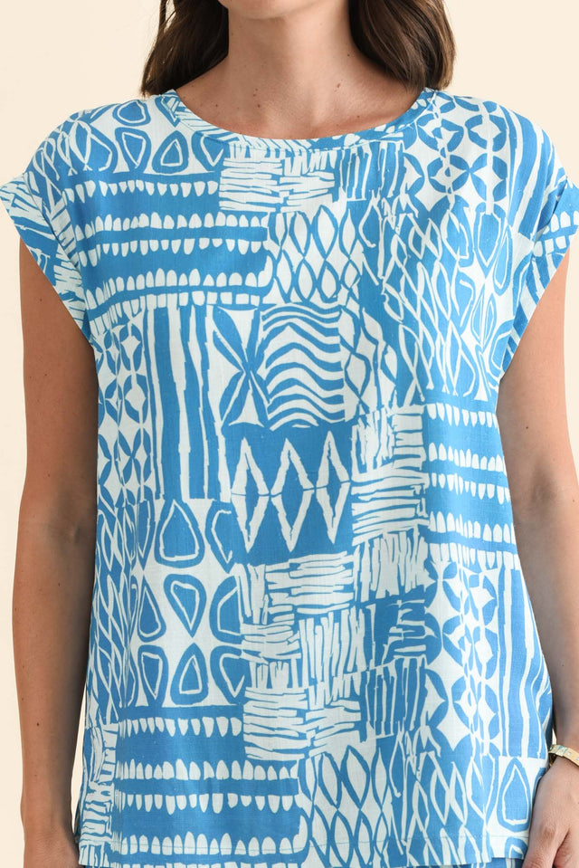 Alta Blue Mosaic Linen Cotton Top,Brunette model,alt text|model:MJ image 7