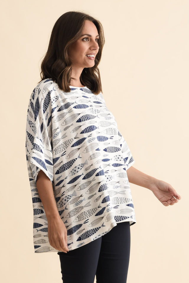 Alton Blue Sea Linen Cotton Top,Brunette model,alt text|model:MJ image 4
