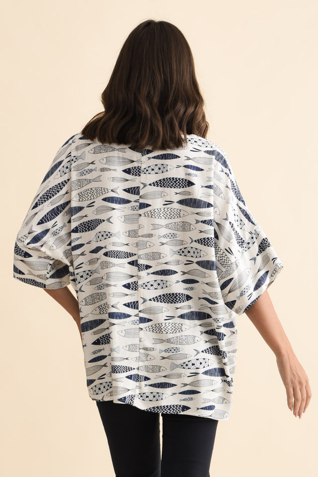 Alton Blue Sea Linen Cotton Top,Brunette model,alt text|model:MJ image 5
