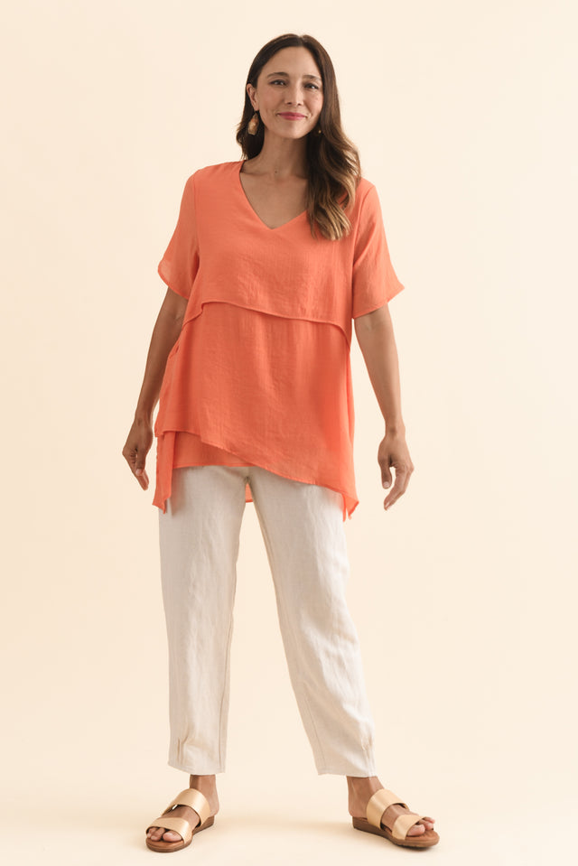 alt text|model:Cara image 7