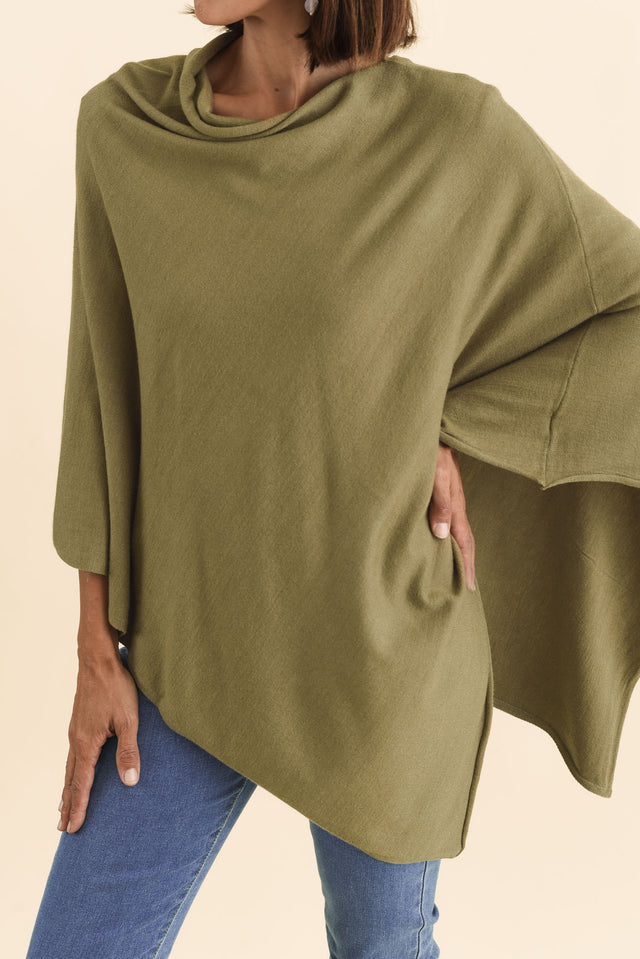 Amy Green Wool Blend Poncho,Brunette model,alt text|model:Cara image 6
