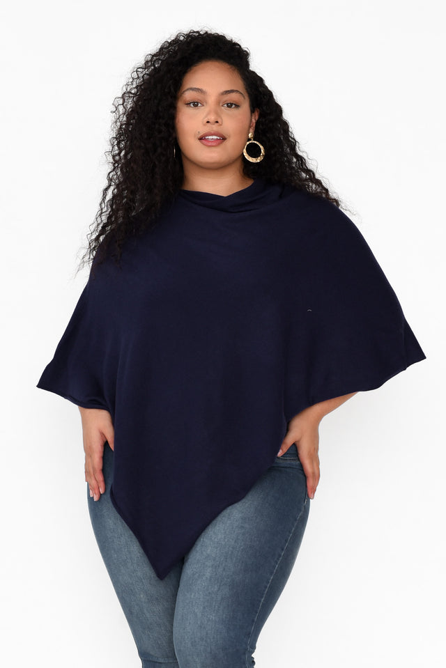plus-size,plus-size-winter-clothing,plus-size-outerwear,plus-size-ponchos
