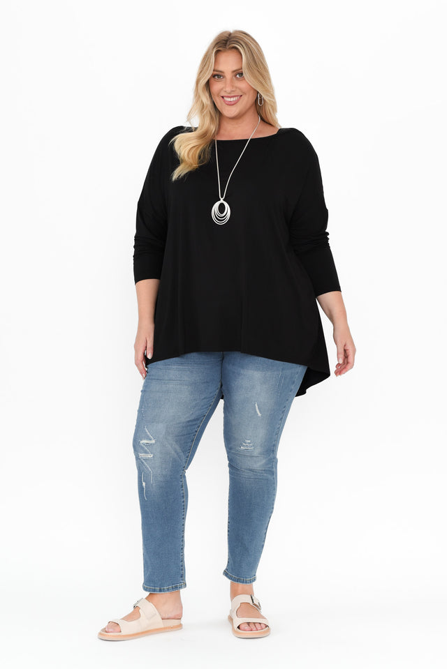 alt text|model:Caitlin image 9