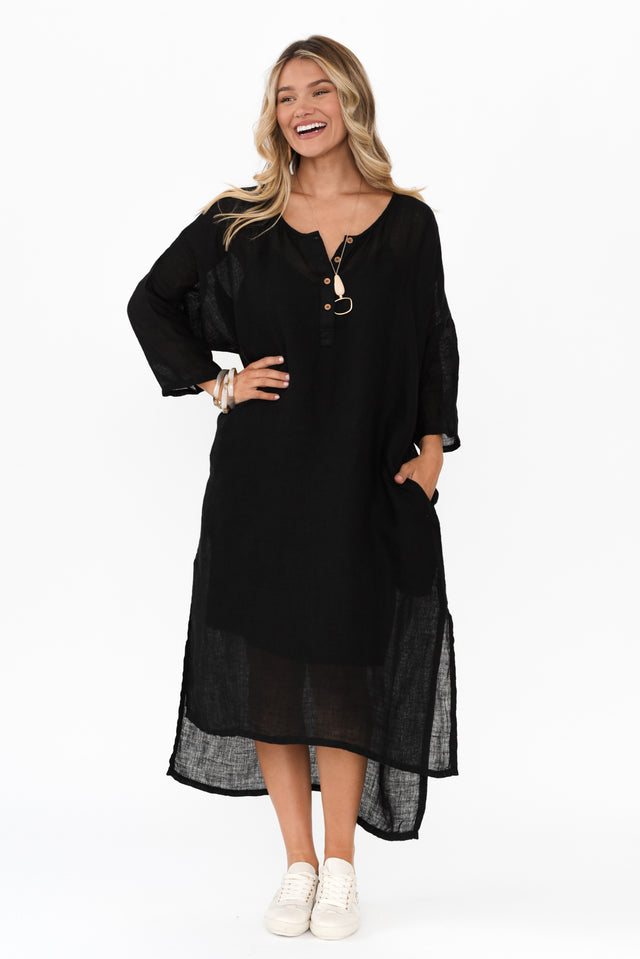 Analia Black Linen Kaftan,Blonde model,alt text|model:Mollie image 7