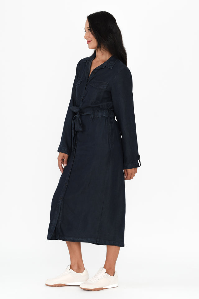 alt text|model:Cara image 5