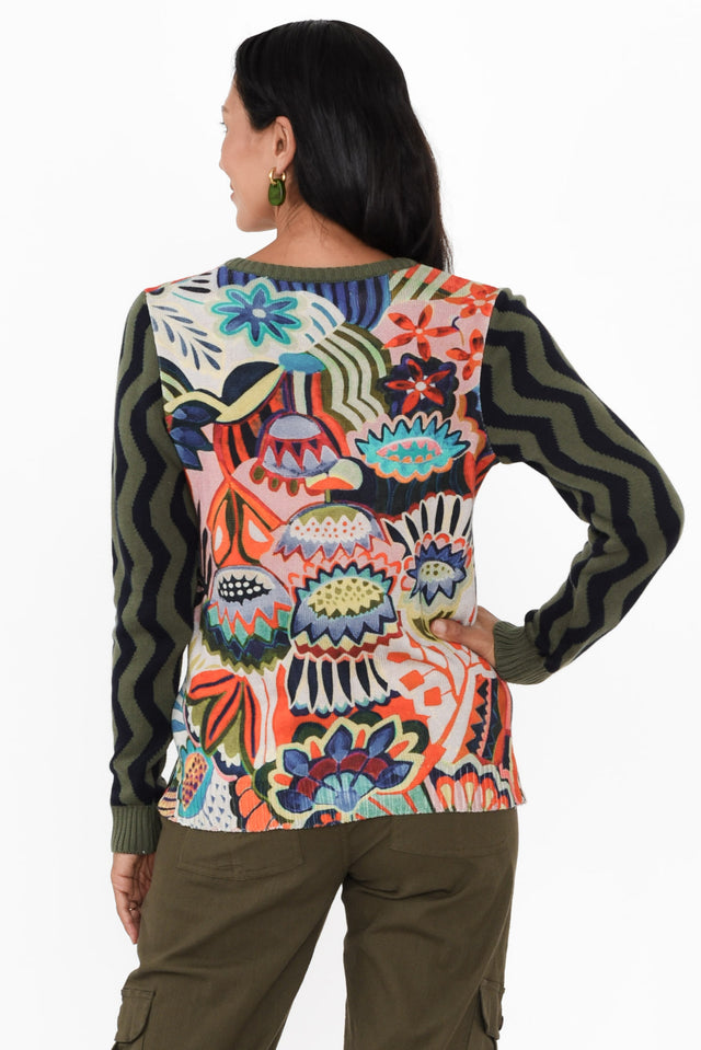 alt text|model:Cara image 4