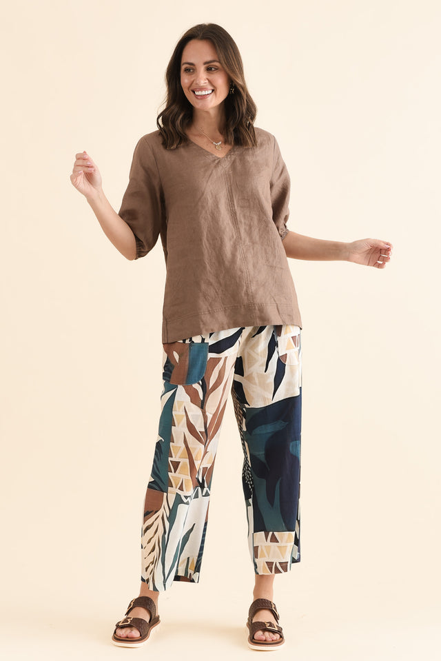 Minnelli Navy Leaf Linen Cotton Pants,Full Body,Brunette model,alt text|model:MJ image 6