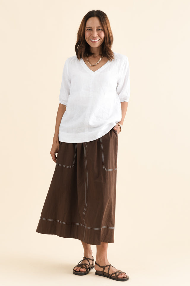 Anna White Linen V Neck Top,Full Body,Brunette model,alt text|model:Cara image 2