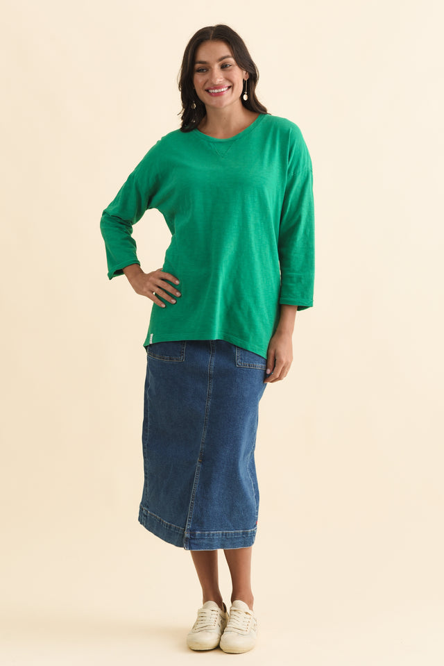 Annie Forest Green Cotton Top,Brunette model,alt text|model:Brontie image 3