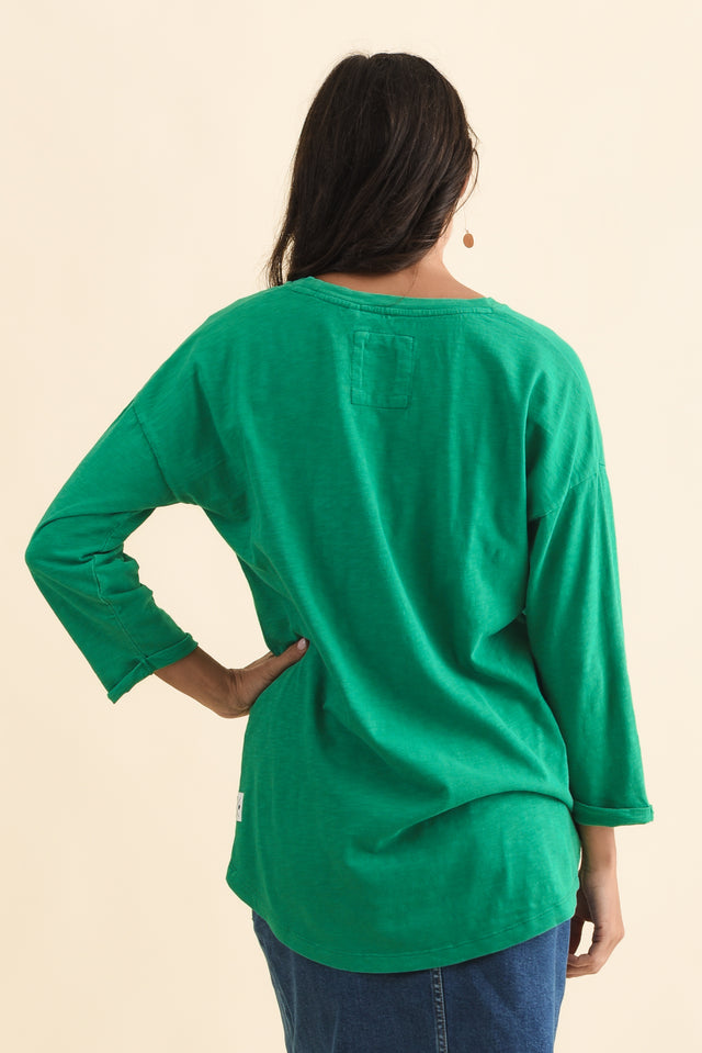 Annie Forest Green Cotton Top,Brunette model,alt text|model:Brontie image 5