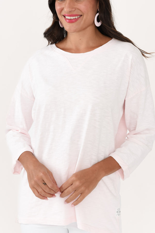 Annie Pink Cotton Top,Brunette model,alt text|model:Brontie image 6