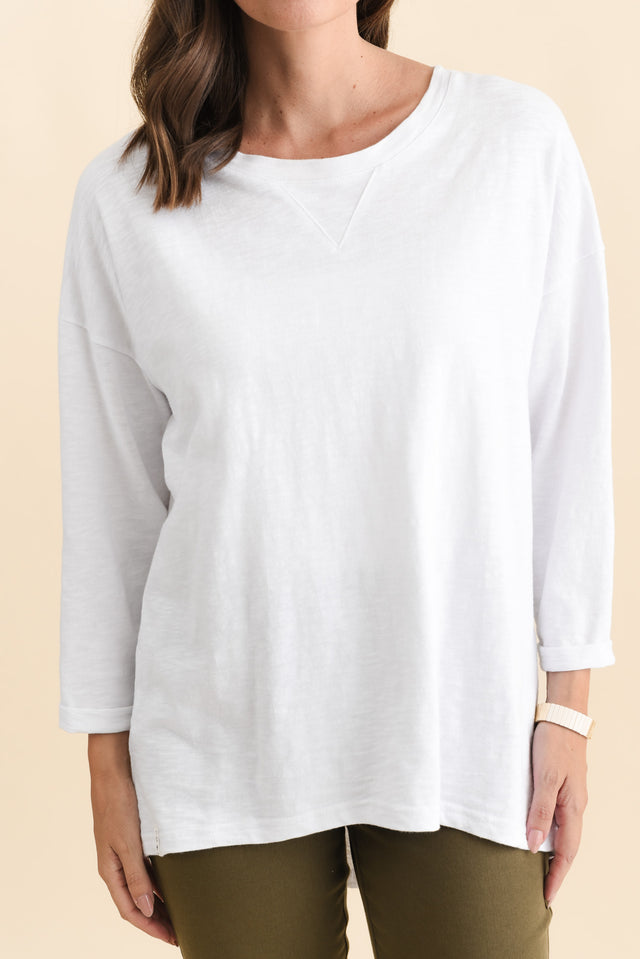 Annie White Cotton Top,Brunette model,alt text|model:MJ image 7