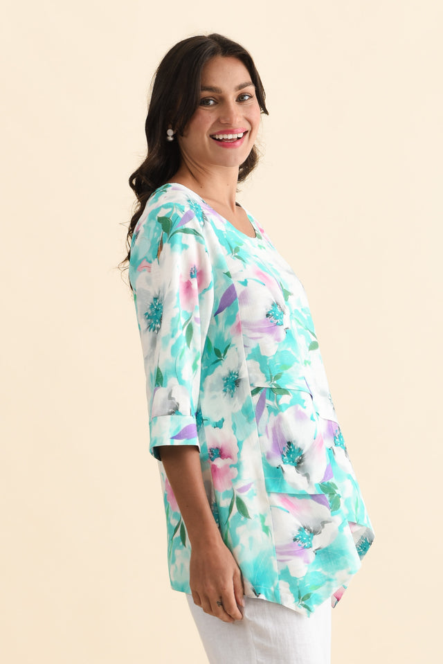 Anya Blue Bloom Linen Cotton Top,Brunette model,alt text|model:Brontie image 4