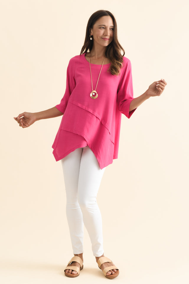 alt text|model:Cara image 7