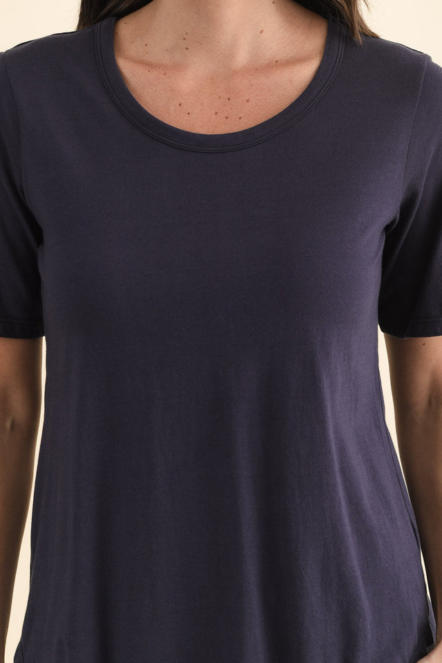Ariana Navy Cotton Tee,Brunette model,alt text|model:MJ image 7
