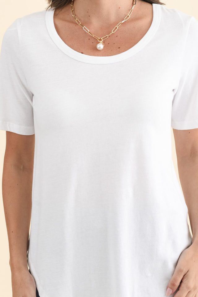 Ariana White Cotton Tee,Brunette model,alt text|model:MJ image 7