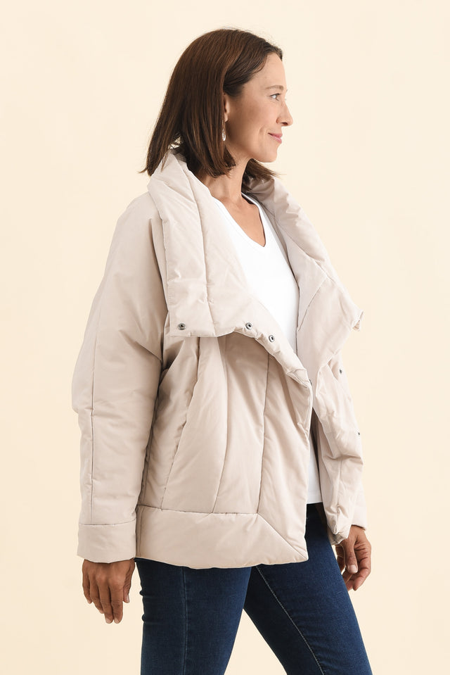 Arica Cream Wrap Puffer Jacket,Brunette model,alt text|model:Cara image 5