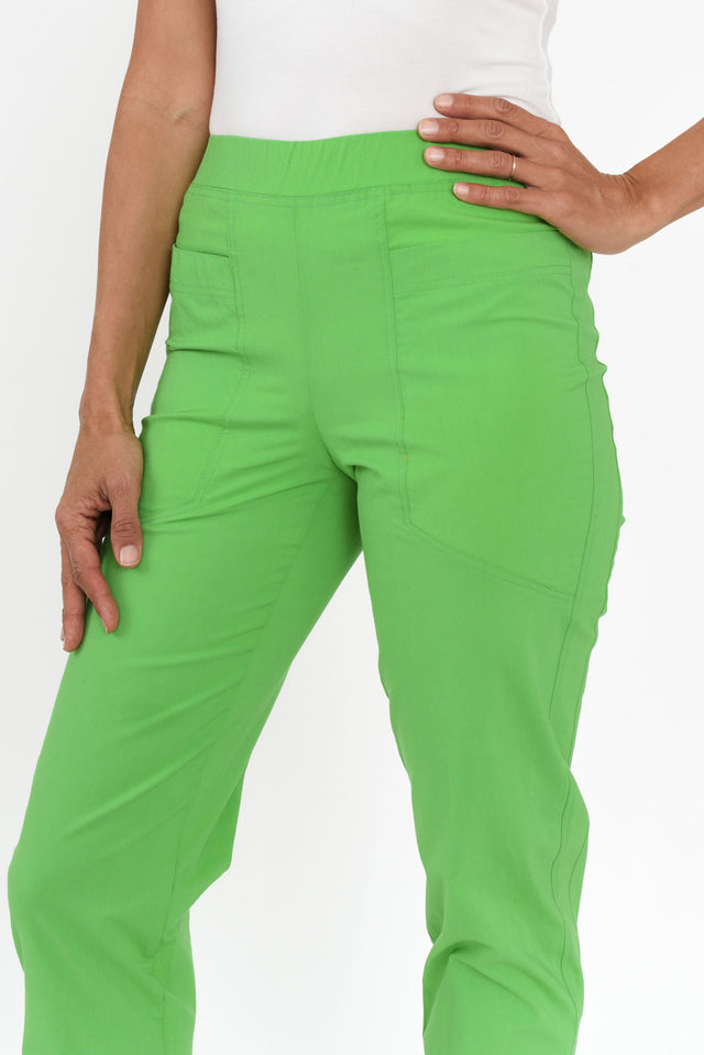 alt text|model:Cara image 6