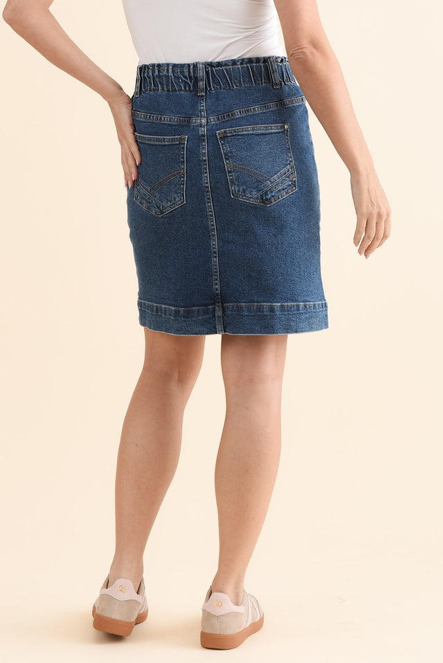 AtlasDarkBlueDenimStretchSkirt, Brunette model,Back,alt text|model:MJ image 6