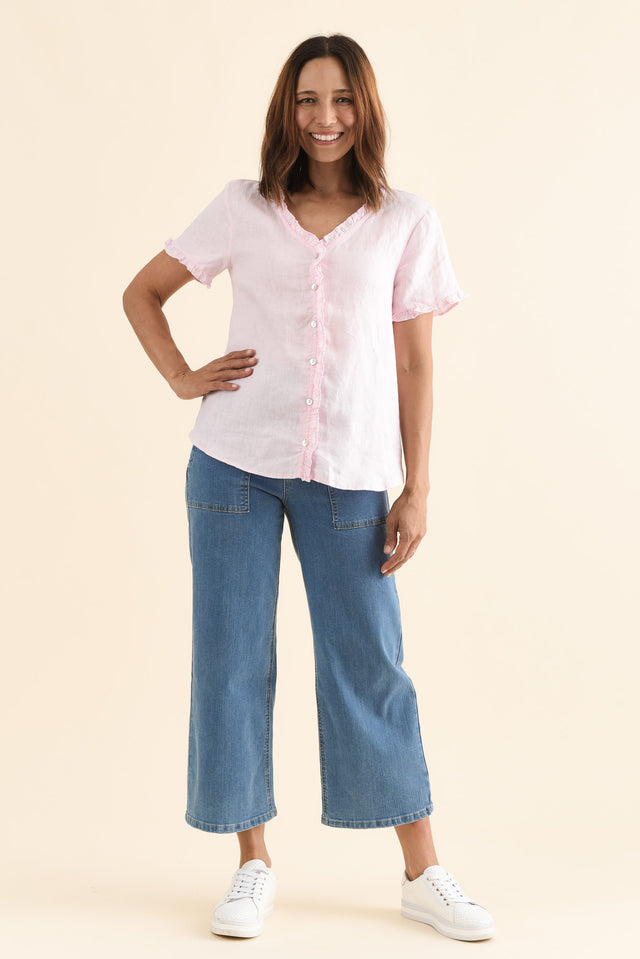 Audrey Pink Linen Button Top,Full Body,Brunette model,alt text|model:Cara image 2