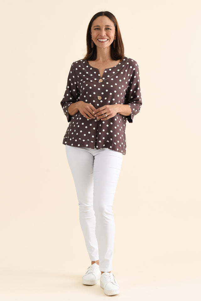 Augusta Chocolate Spot Linen Cotton Top,brunette model,Full Outfit,alt text|model:Cara image 6
