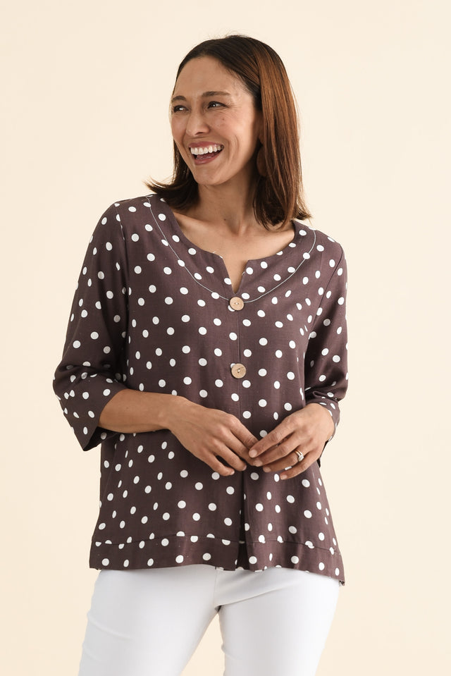 Augusta Chocolate Spot Linen Cotton Top,brunette model,Front of Outfit,alt text|model:Cara