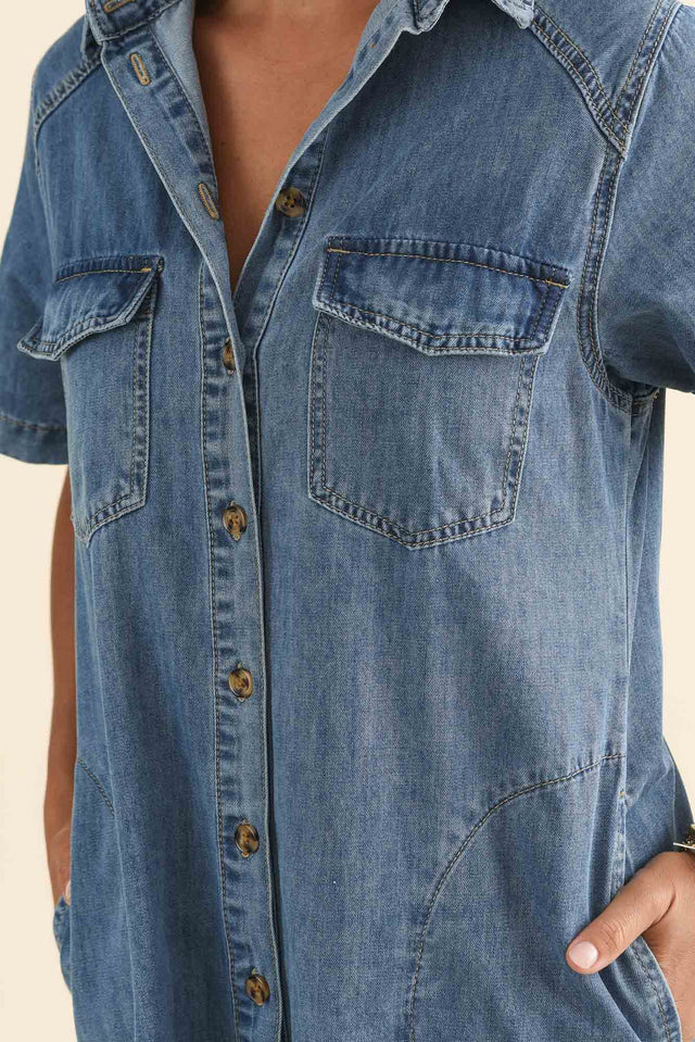 Ayla Blue Denim Shirt Dress,Detail,Brunette model,alt text|model:Brontie image 5