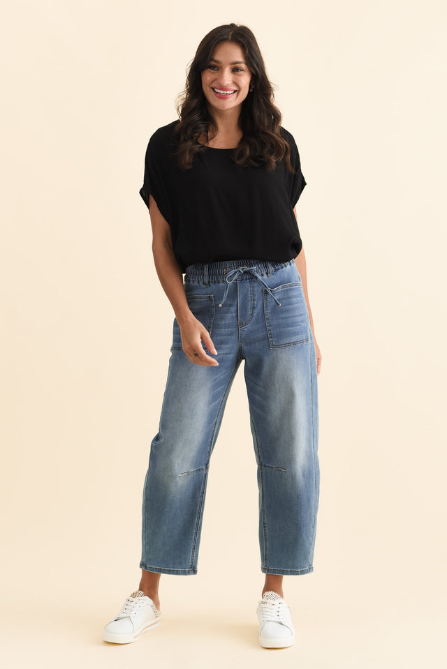 BB Barrel Blue Jeans,Brunette model,alt text|model:Brontie image 8