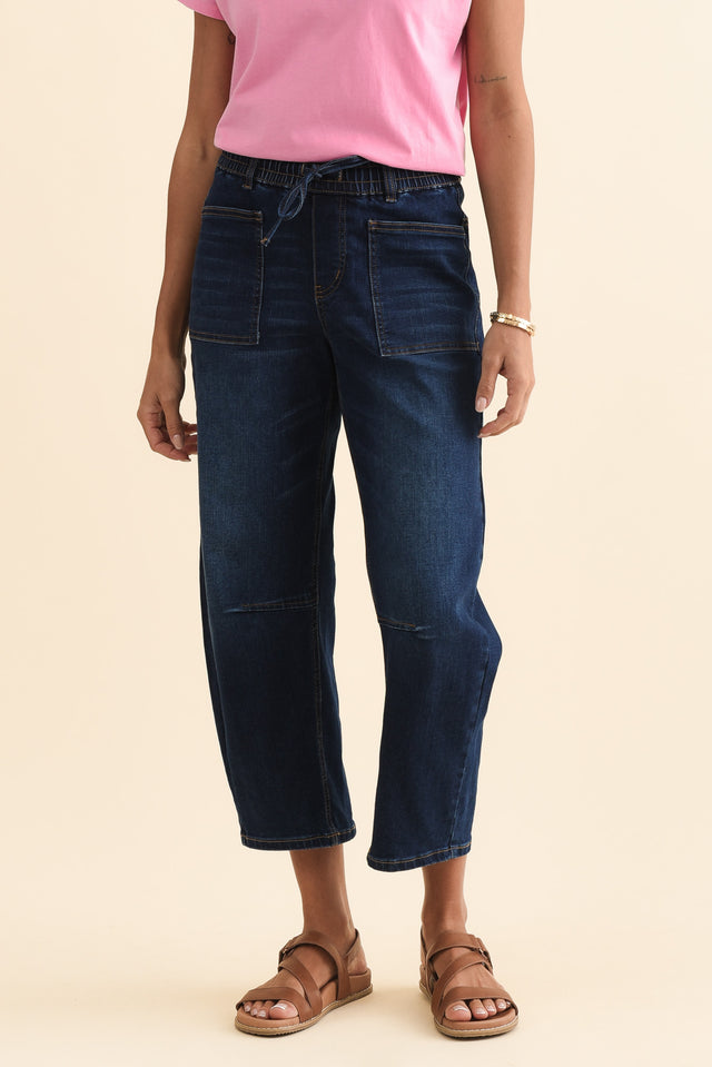 alt text|model:Brontie