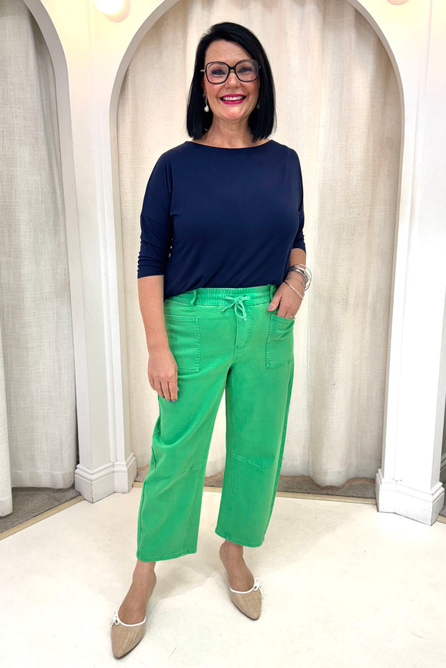 alt text|model:Cara image 8